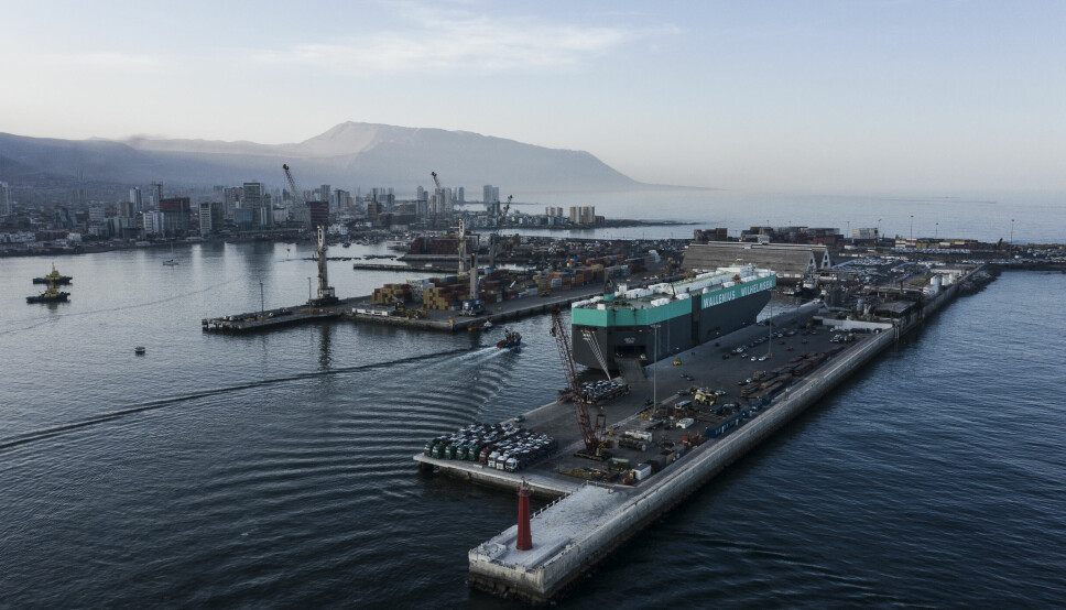 El arribo a puerto de las mercancías da inicio al último tramo de la cadena logística.