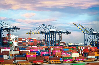 Mercado de contenedores marítimos muestra tarifas disociadas entre spot y largo plazo