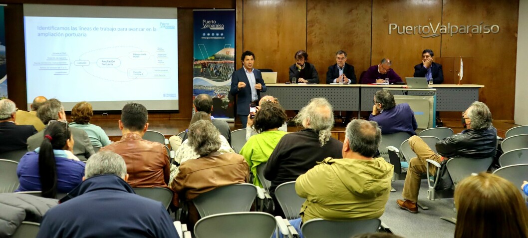 Destacan diálogo constructivo sobre ampliación del puerto en Valparaíso