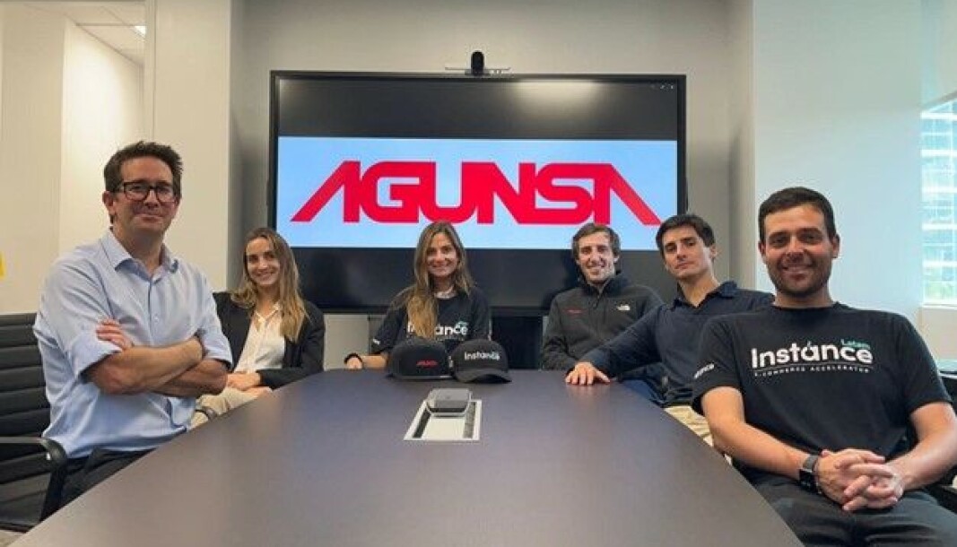 La primera reunión de trabajo de equipos de AGUNSA e Instance Latam se efectuó en Miami, Estados Unidos. La primera reunión de trabajo de equipos de AGUNSA e Instance Latam se efectuó en Miami, Estados Unidos.