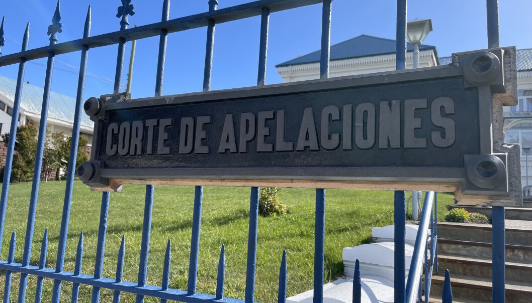 Un Ministro de la Corte de Apelaciones de Punta Arenas aprobó el acuerdo al que llegaron Navimag y los pescadores, poniendo fin al litigio Un Ministro de la Corte de Apelaciones de Punta Arenas aprobó el acuerdo al que llegaron Navimag y los pescadores, poniendo fin al litigio