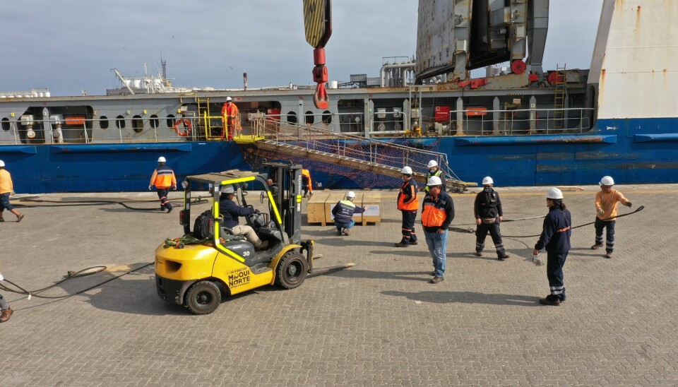 Para los próximos meses se espera la llegada de más equipos para la empresa minera a través de las instalaciones portuarias de Iquique.