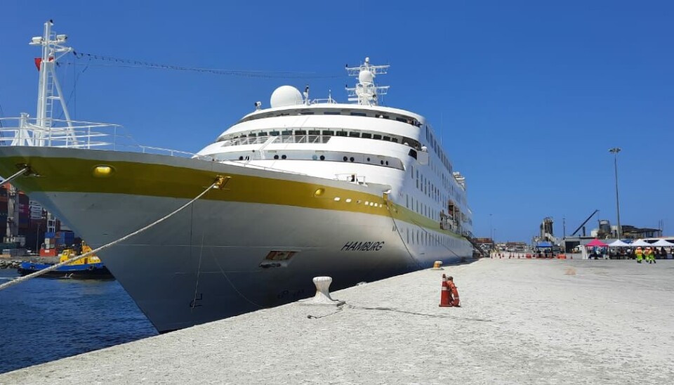 La actual temporada es la de mayor actividad en el puerto de Iquique en lo que se refiere a la atención de naves con turistas. La actual temporada es la de mayor actividad en el puerto de Iquique en lo que se refiere a la atención de naves con turistas.