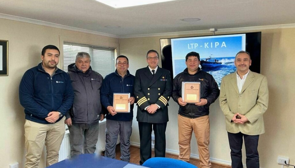 Esta es la tripulación que en enero salvó a una persona de morir ahogara en el estrecho de Magallanes.
