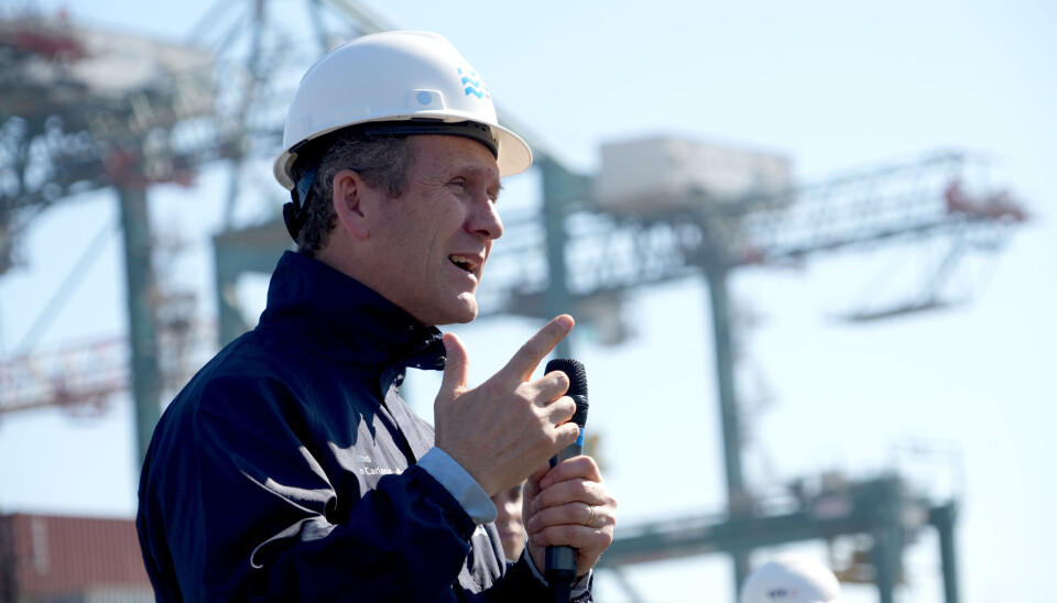 El ministro Juan Carlos Muñoz en una de sus visitas al Puerto de San Antonio.